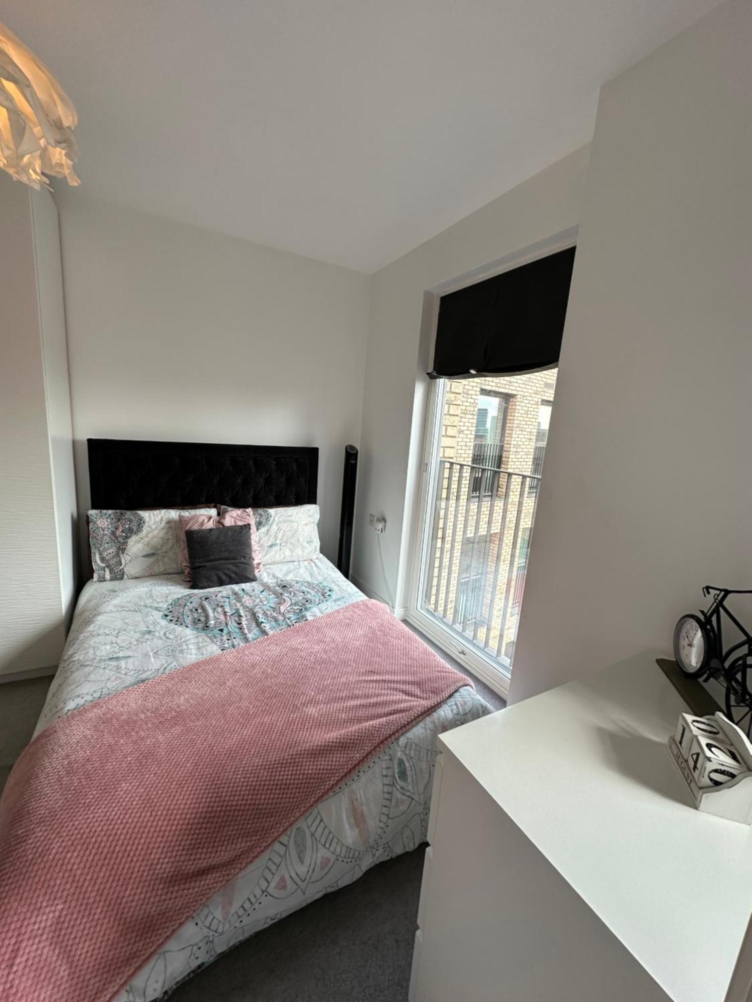 Luxury 3 Bedroom Flat In Stratford, 런던 외부 사진