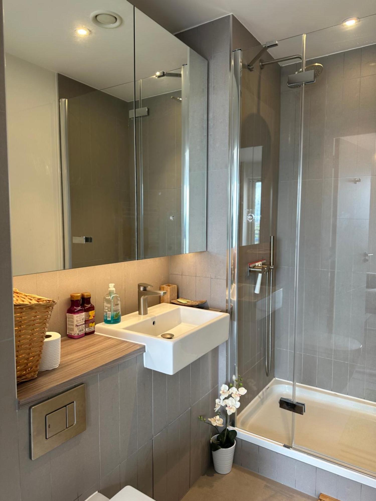 Luxury 3 Bedroom Flat In Stratford, 런던 외부 사진
