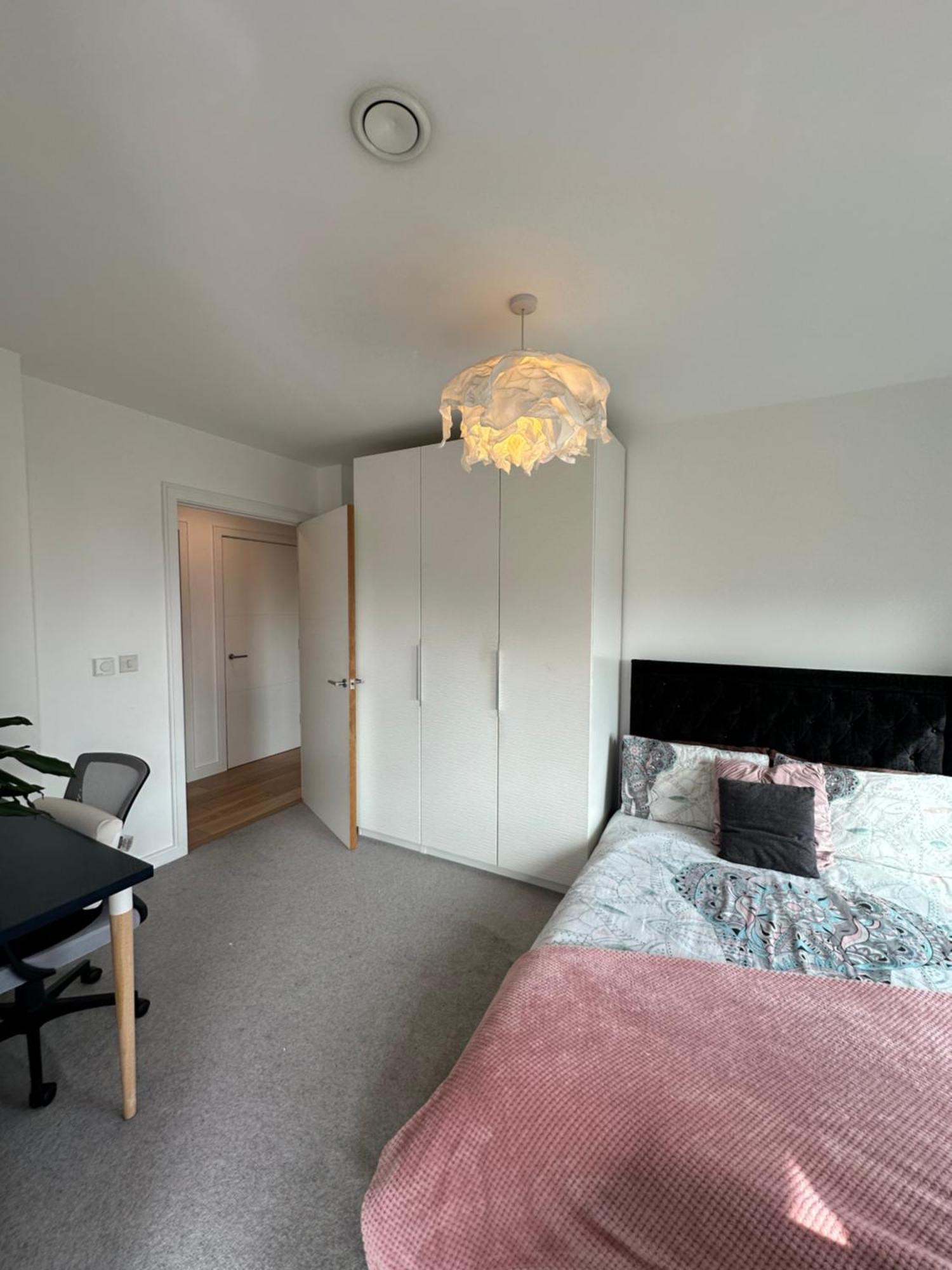 Luxury 3 Bedroom Flat In Stratford, 런던 외부 사진