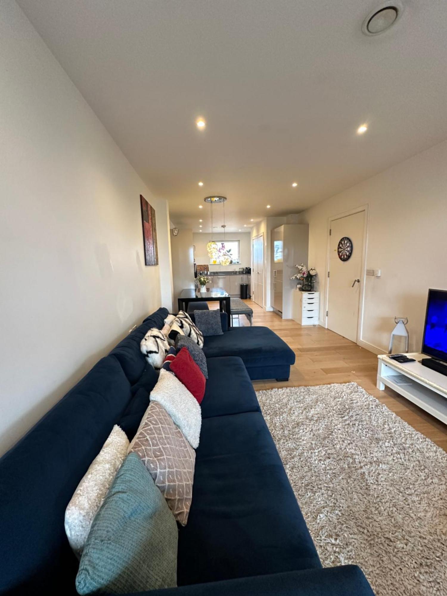 Luxury 3 Bedroom Flat In Stratford, 런던 외부 사진